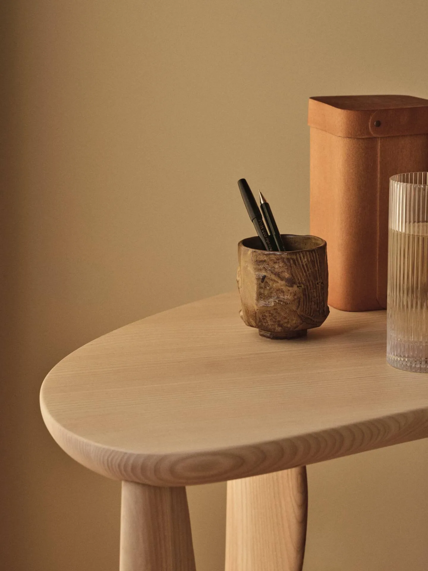 Feve skrivebord 60 x 117 cm, Natural ash Ferm Living