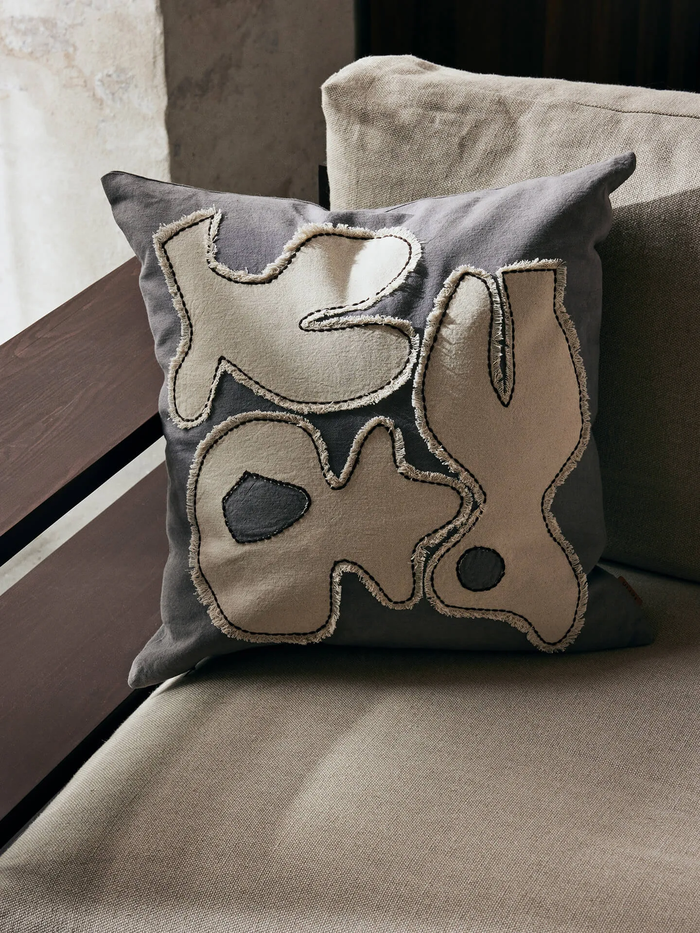 Figure putetrekk 50 x 50 cm, Grey Blue-Off-white Ferm Living