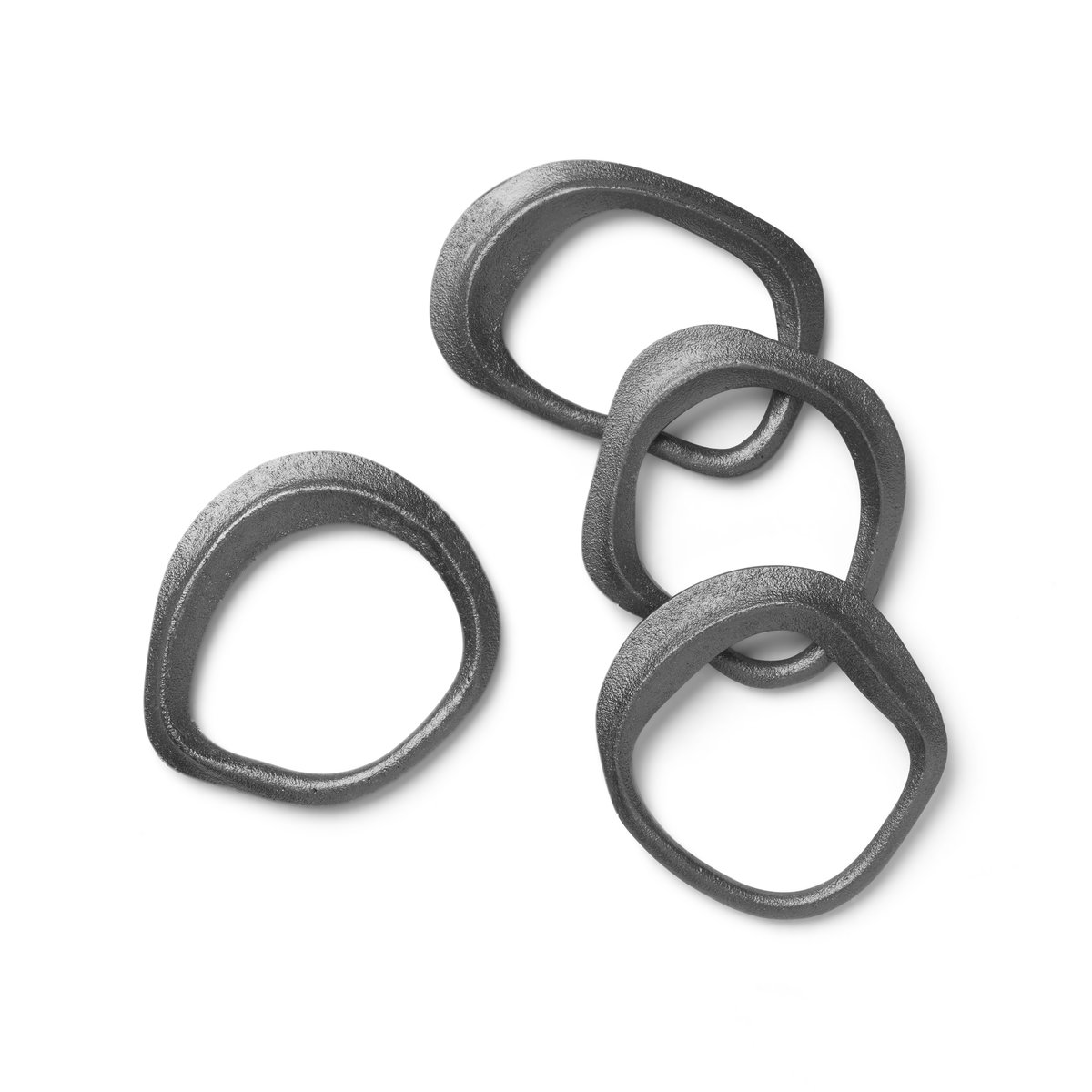 Ferm Living Flow serviettring 4-stk. Svart messing