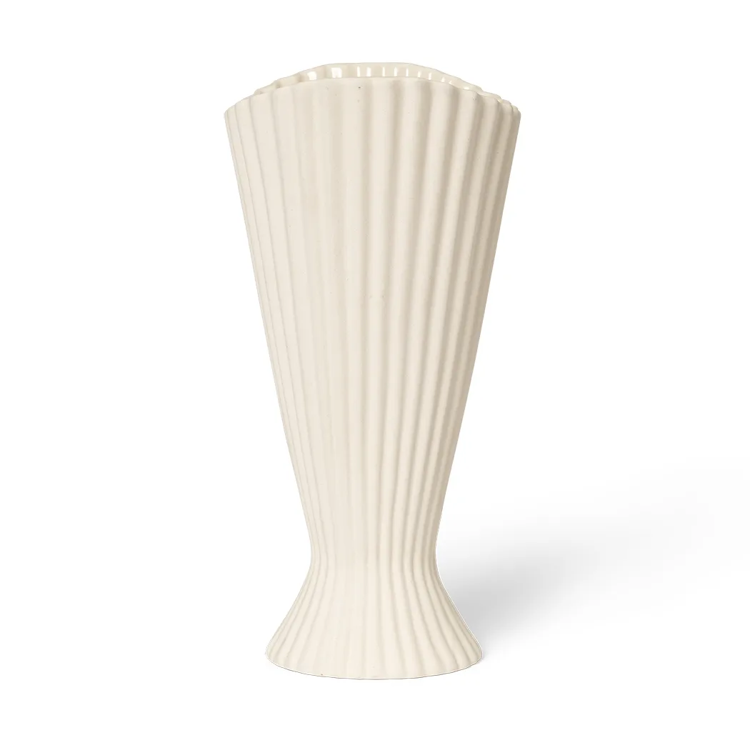 Fountain vase 23 cm, Off white Ferm Living