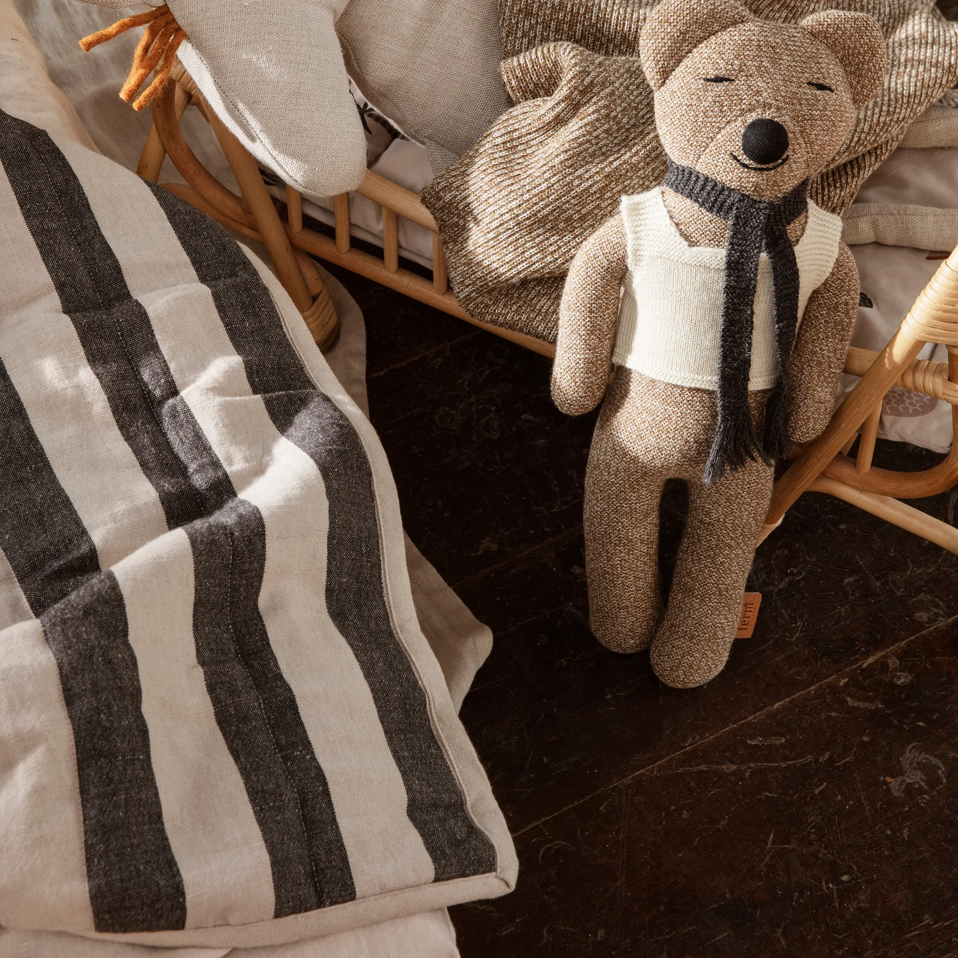 Grand pledd 120x170 cm, Sand-black Ferm Living