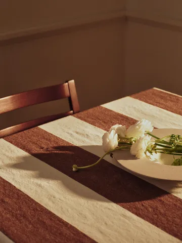 Hale duk - Chestnut-frosted lime, 150x240 cm - Ferm Living