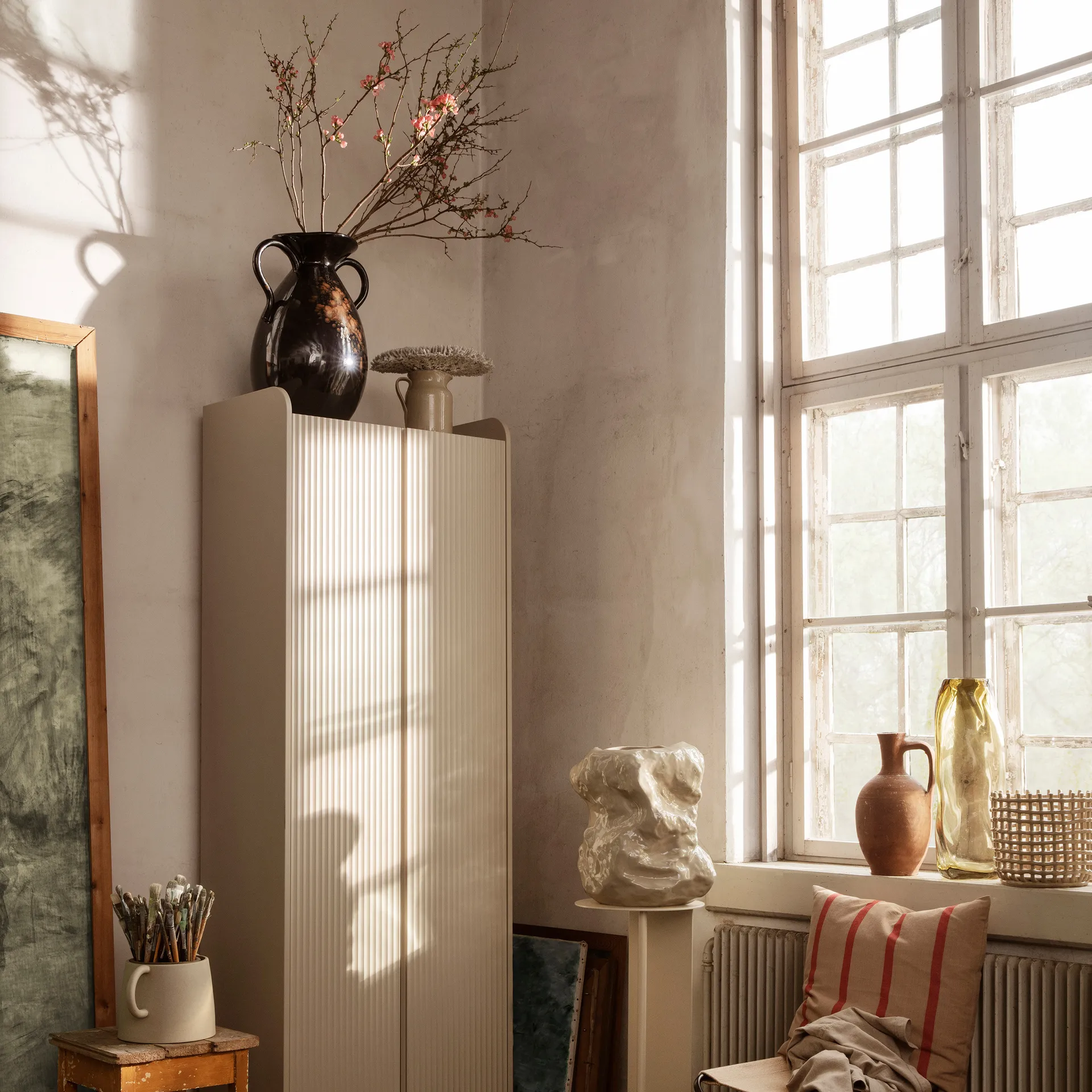 Verso gulvvase 49 cm, Svart-brun Ferm Living