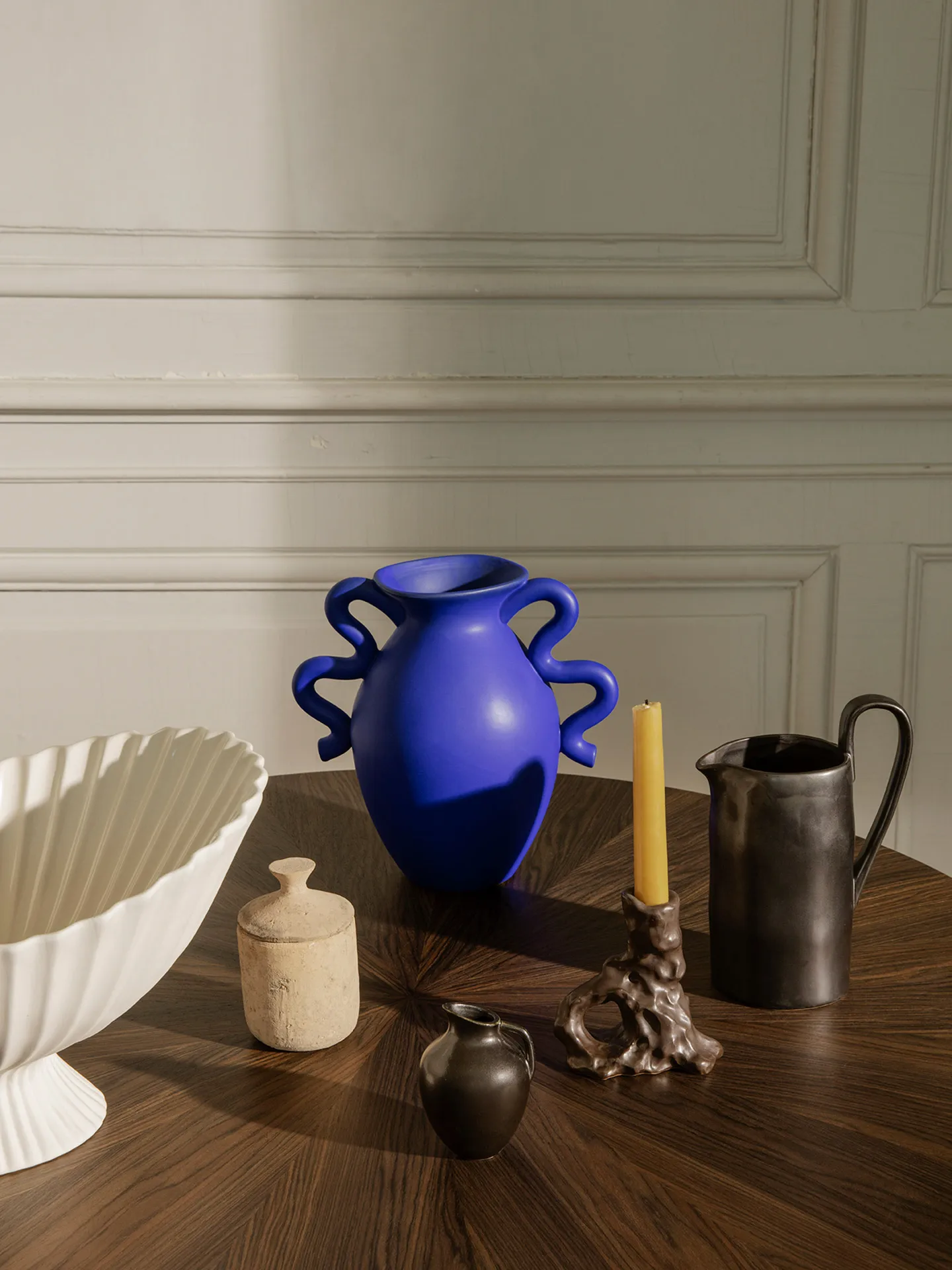 Verso vase 27 cm, Bright Blue Ferm Living