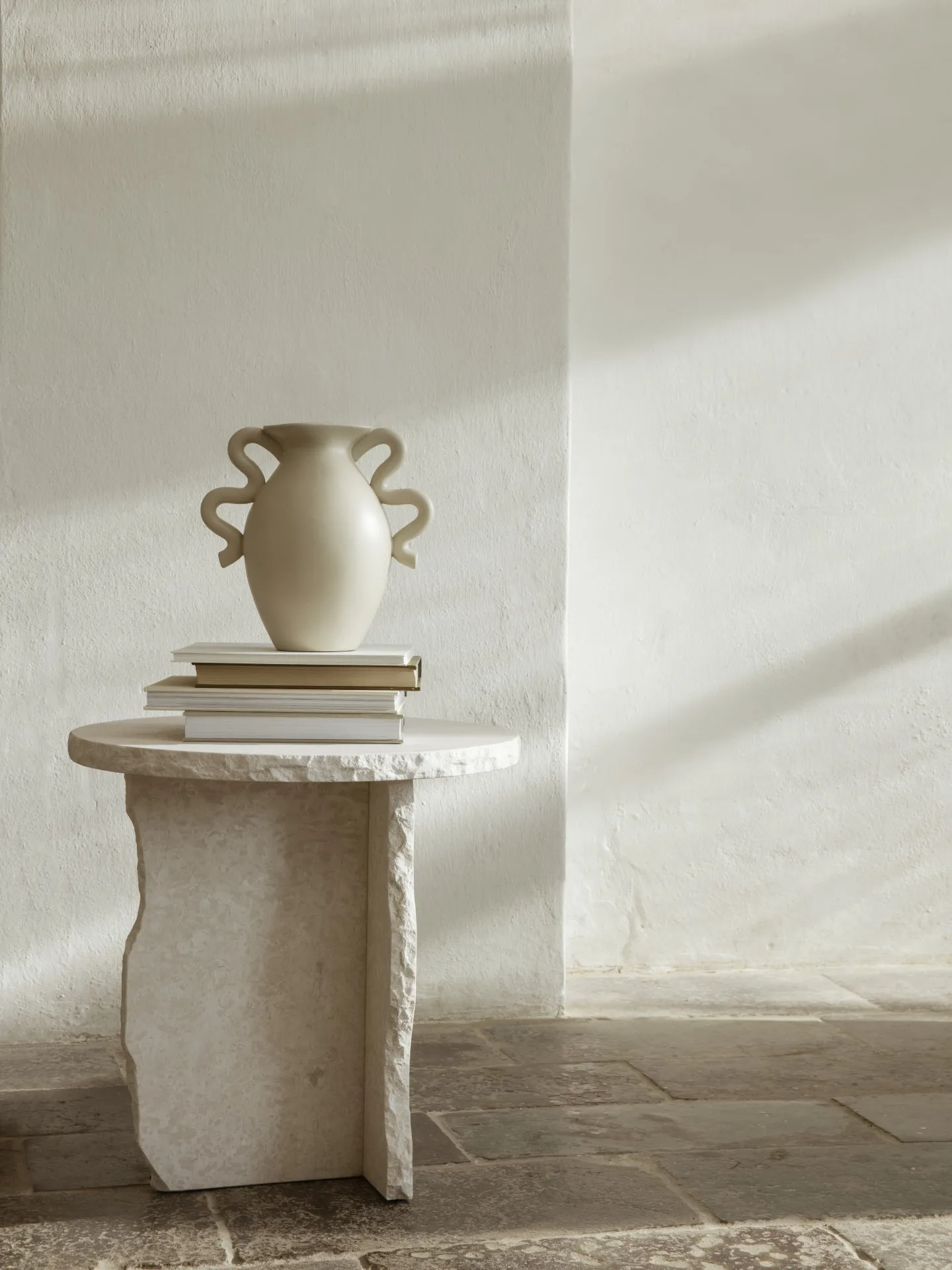 Verso vase 27 cm, Cream Ferm Living