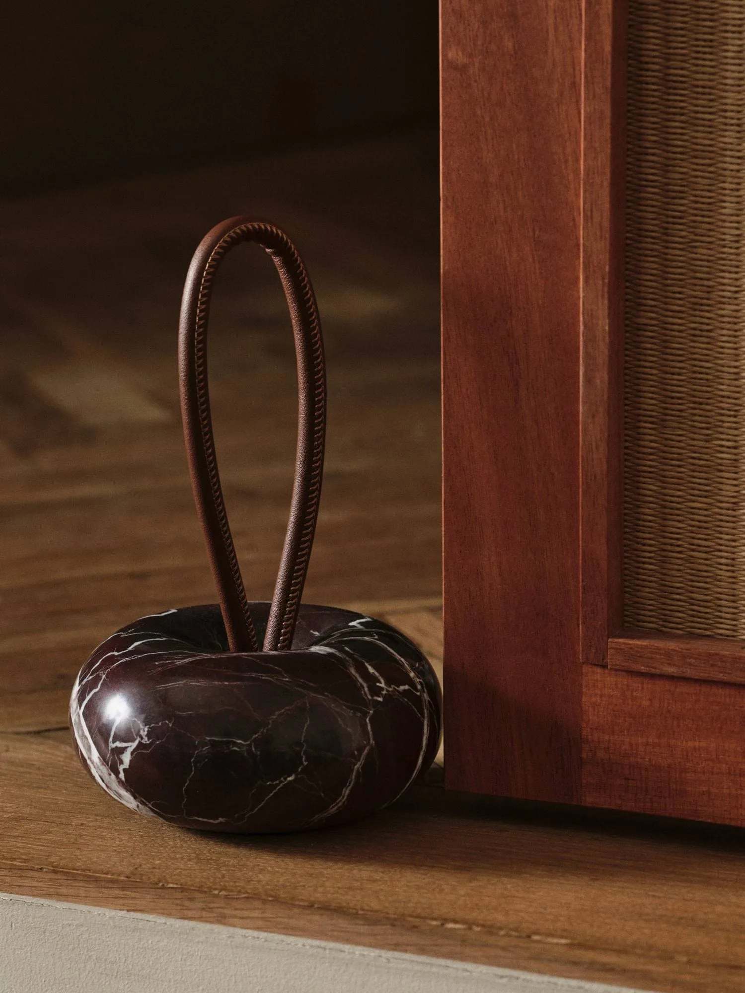 Wa dørstopper, Rosso Levanto marmor, Ø14 cm Ferm Living