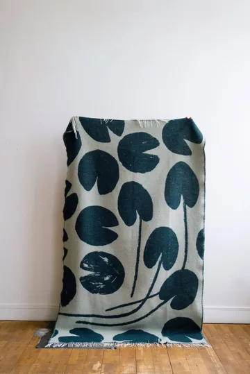 Water lilies pledd 130x220 cm - Grønn - Fine Little Day