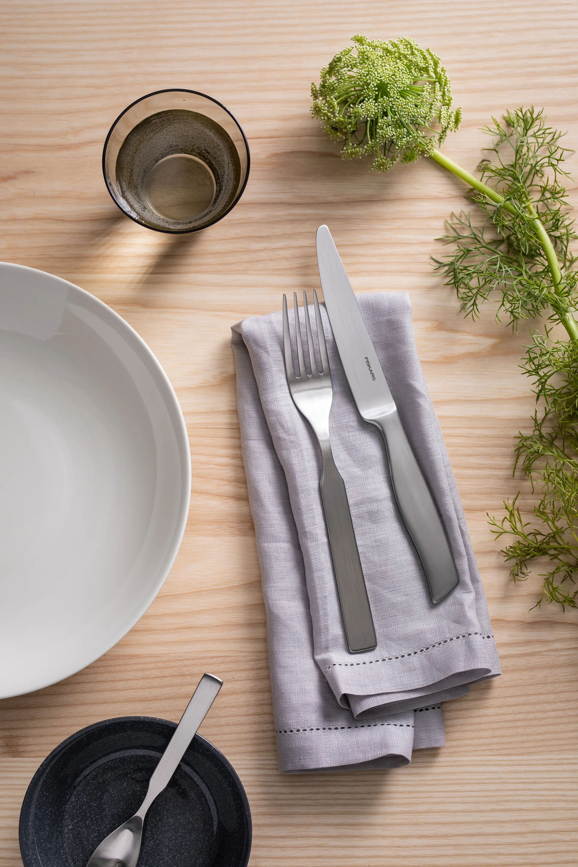 All Steel bestikksett, 16 deler Fiskars