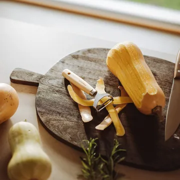 Folken skreller - Y-skreller, roterende blad - Fiskars