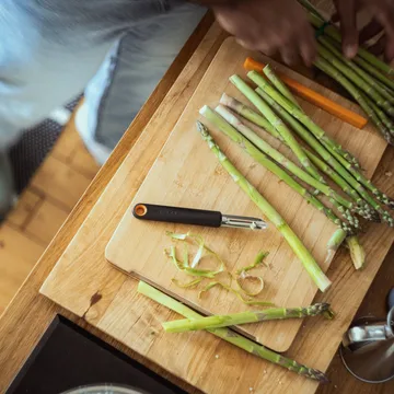 Funcsjonal Form skreller - Svart, fast blad - Fiskars
