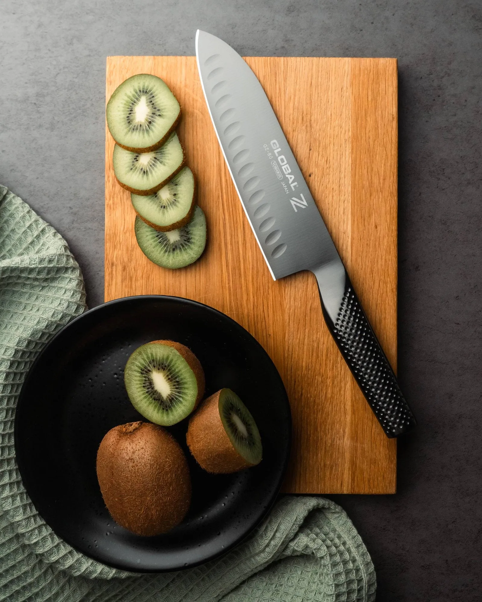 Global Z santokukniv, Oliveslipt, DLC Global