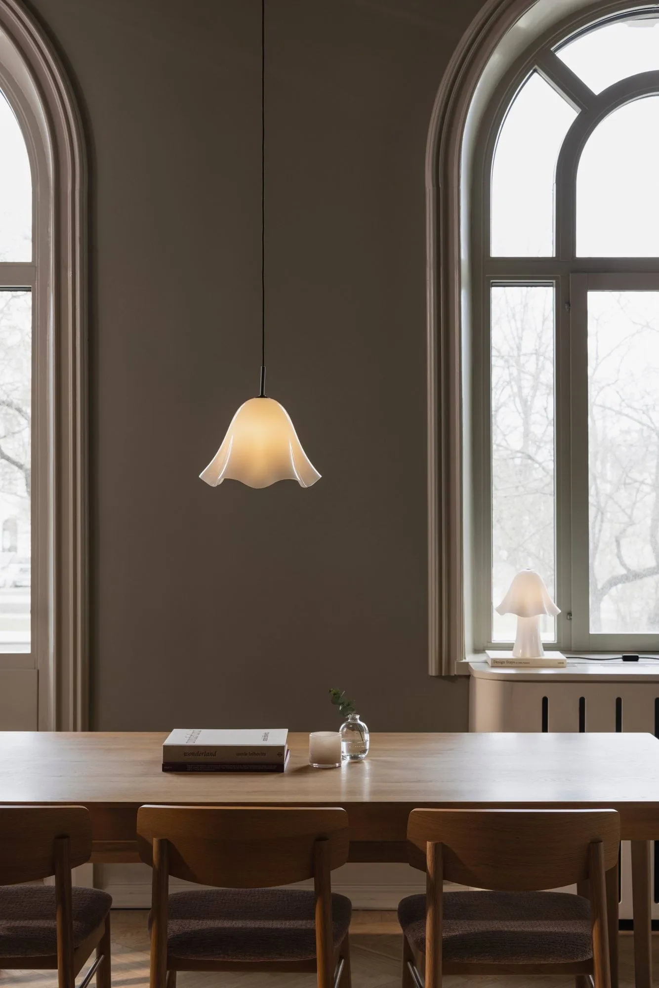 Bello bordlampe, Hvit Globen Lighting