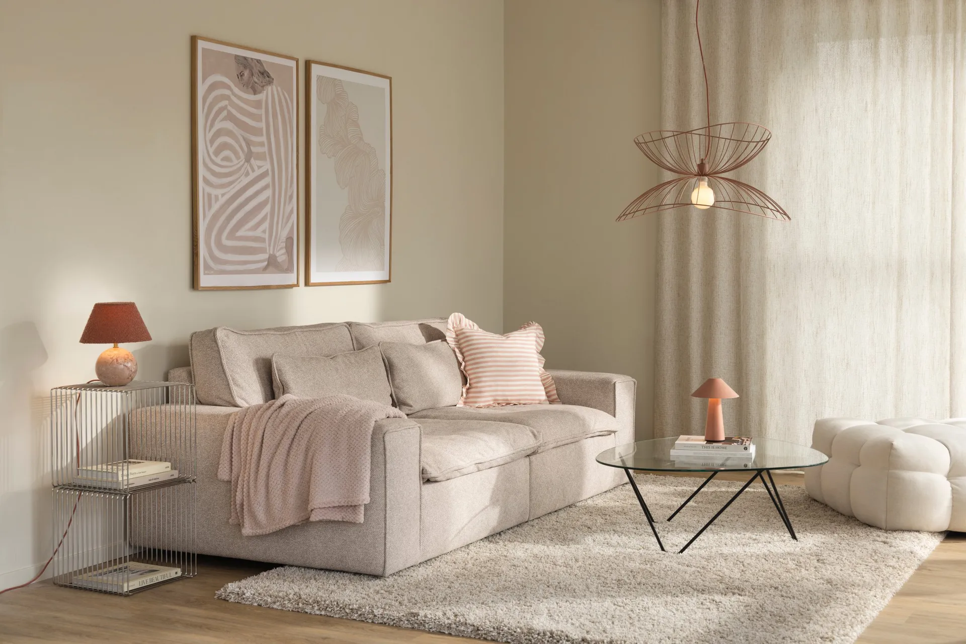 Castello 24 bordlampe, Dempet rosa marmor Globen Lighting