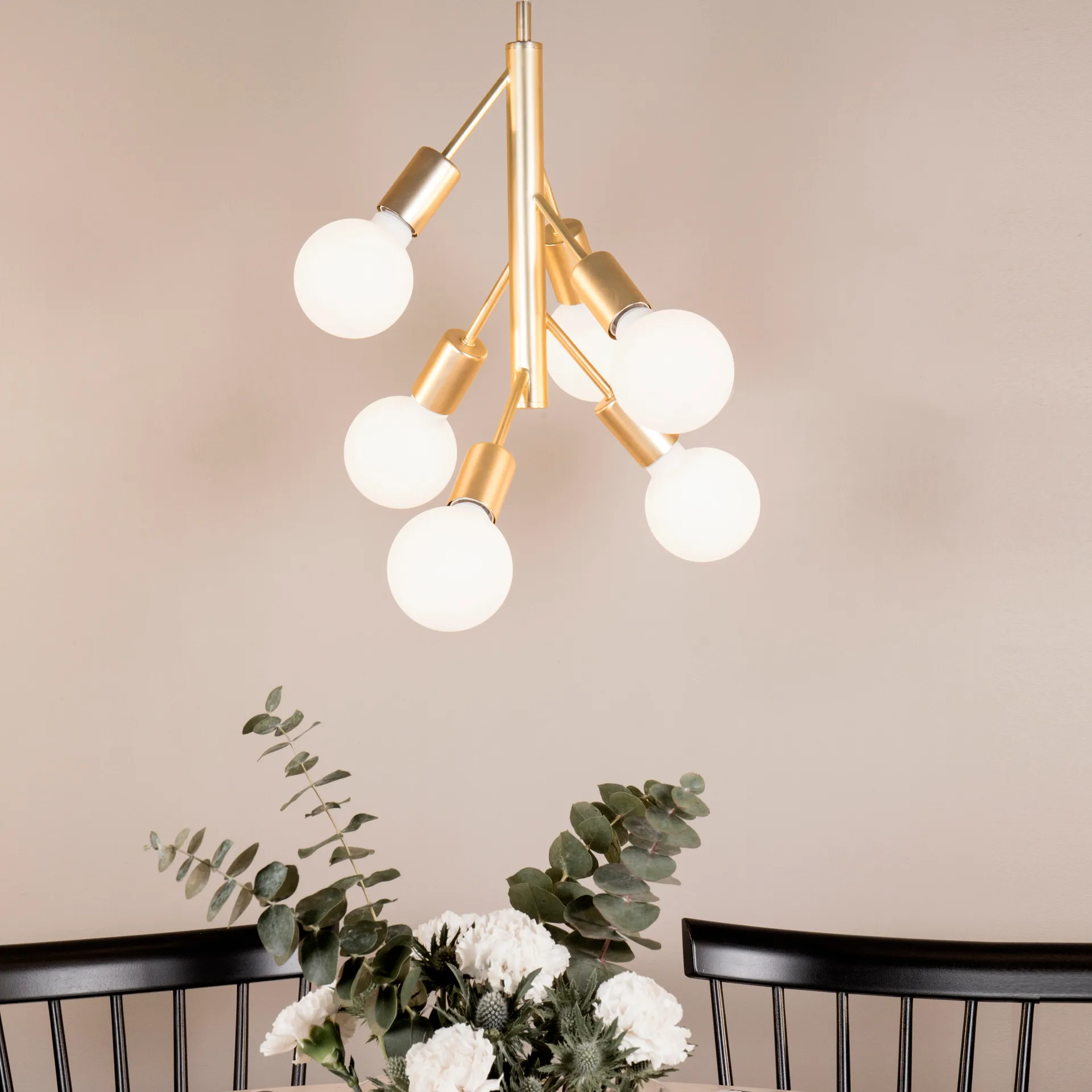 Comet taklampe, messing Globen Lighting