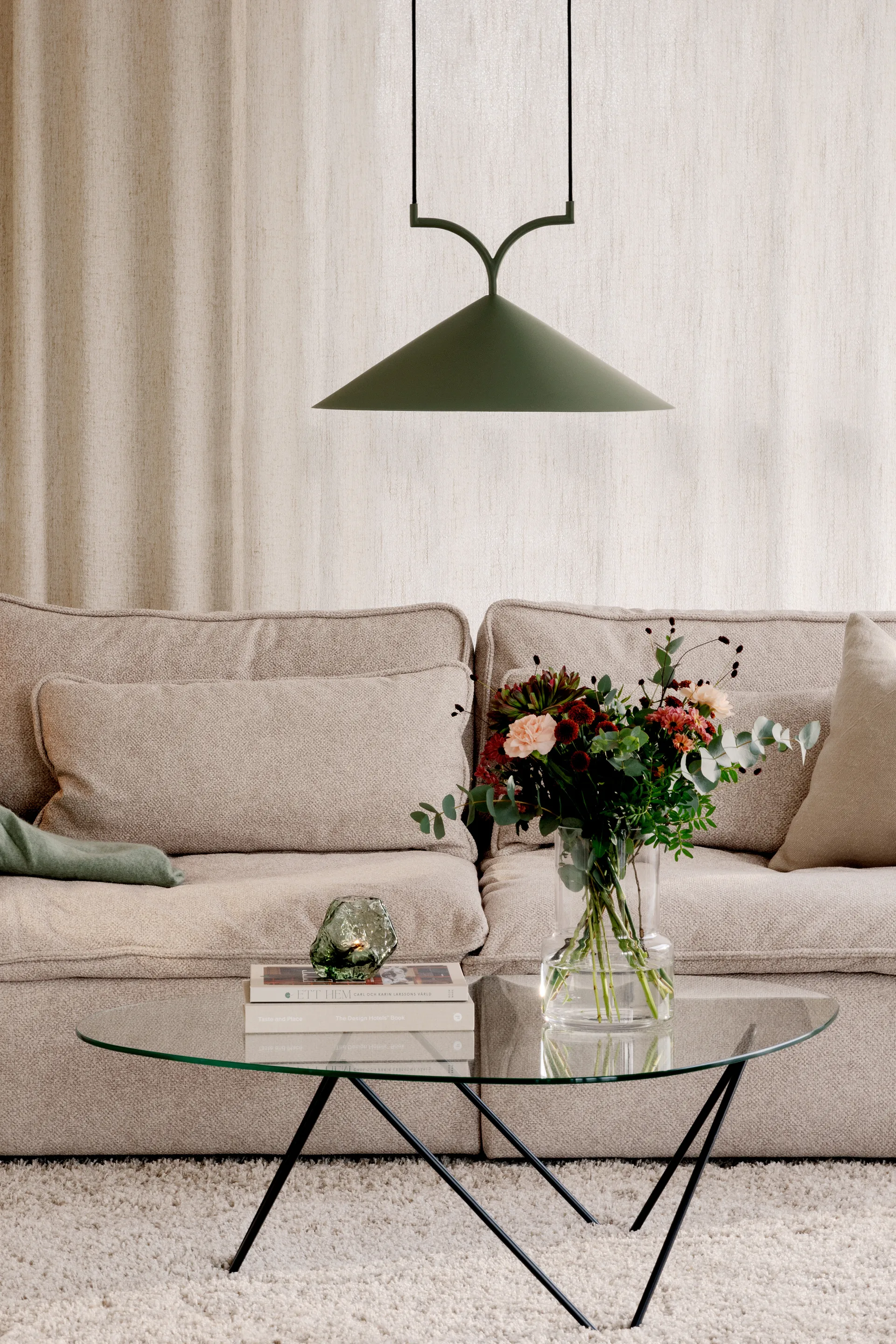 Curve pendel 50, Grønn Globen Lighting