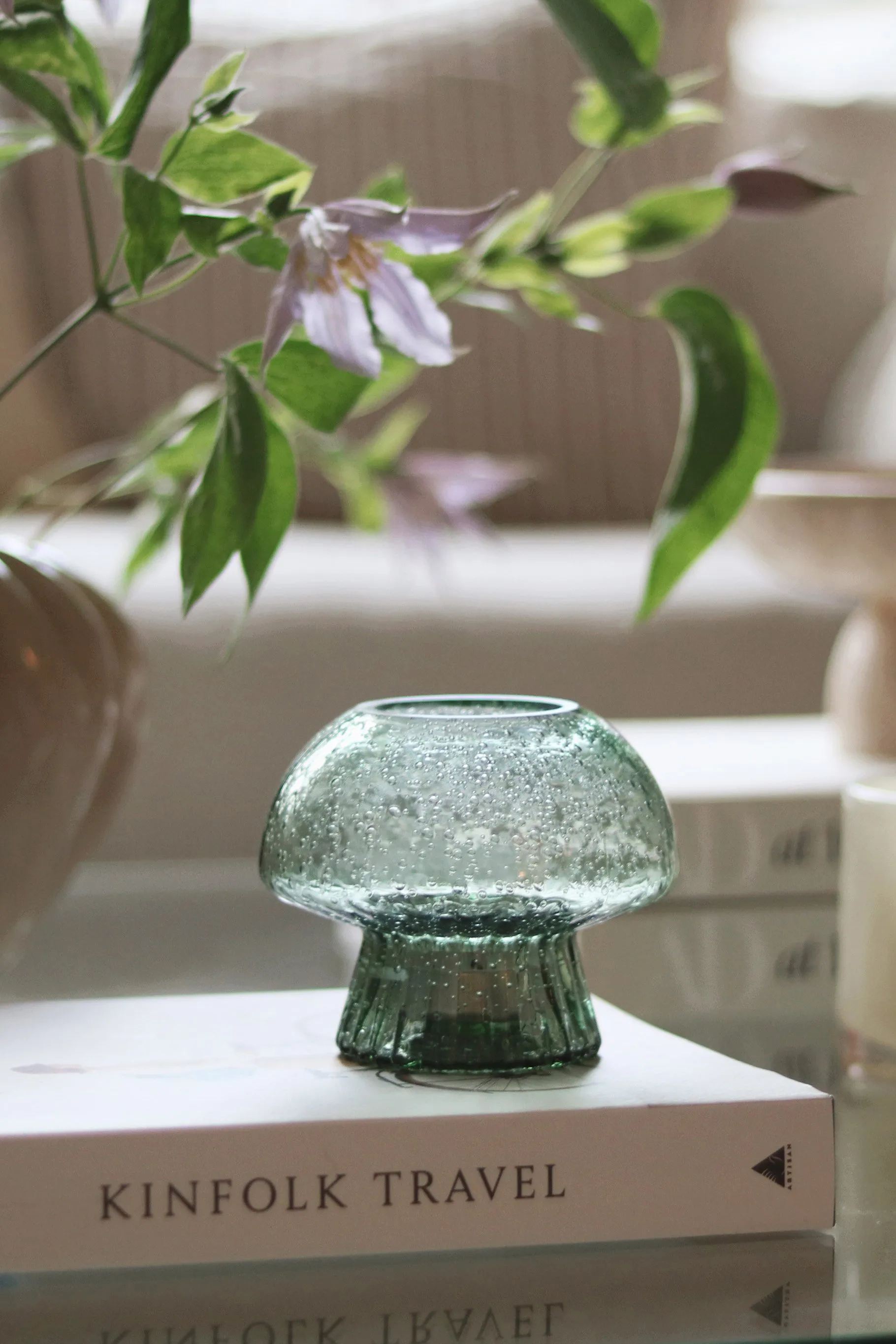 Fungo 12 telysholder Special Edition, Grønn Globen Lighting