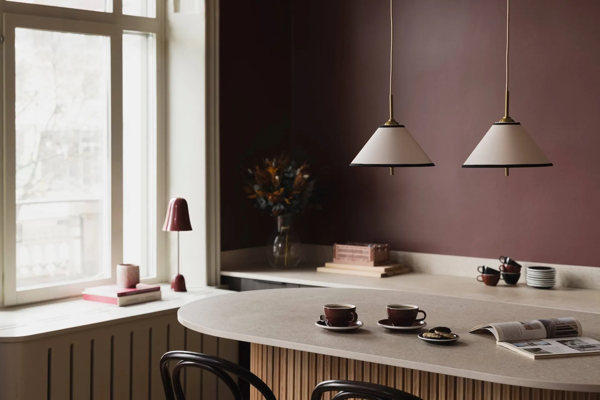 Iris pendel 25, Creme-noir (hvit-gullfarget) Globen Lighting