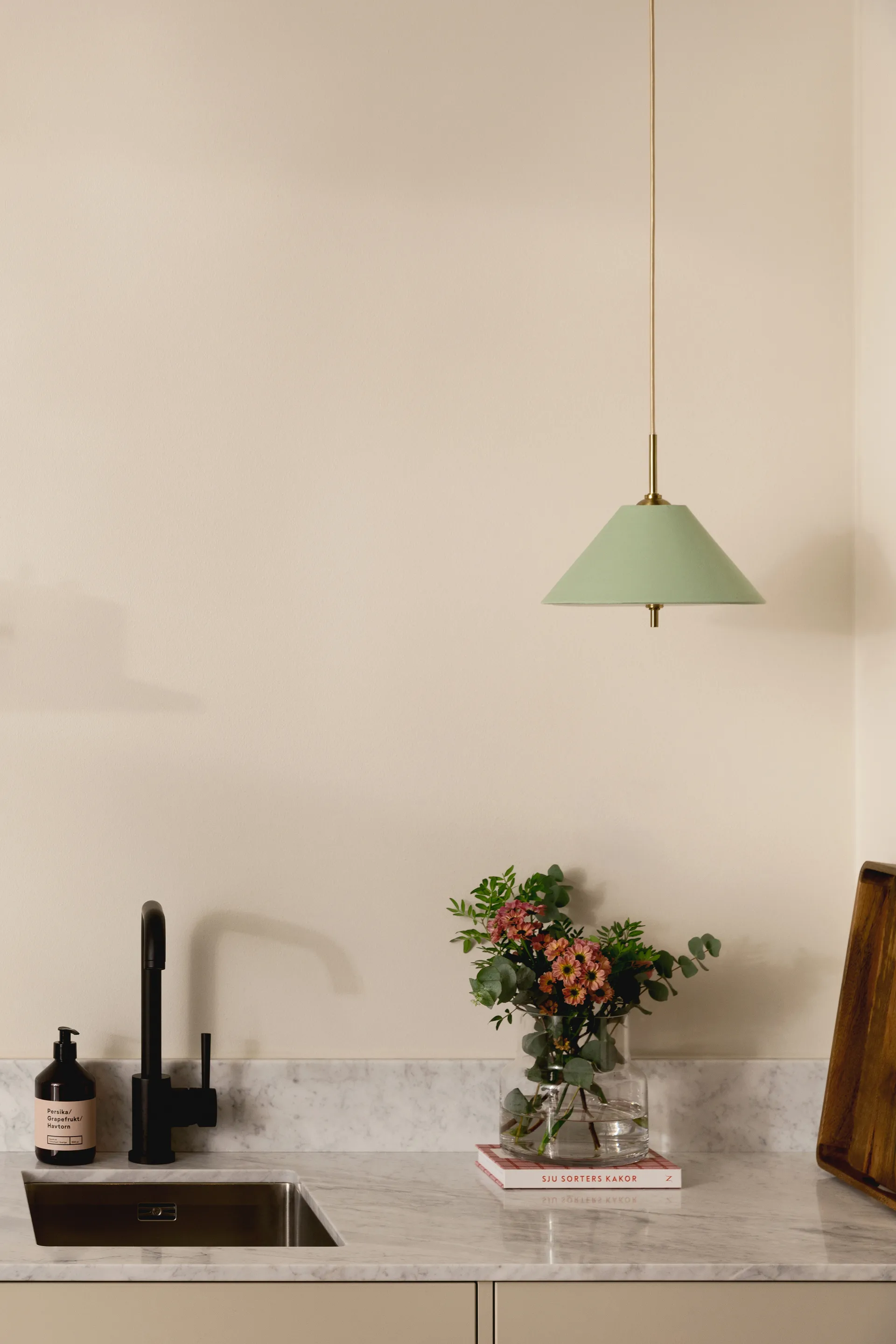 Iris pendel 25, Grønn Globen Lighting