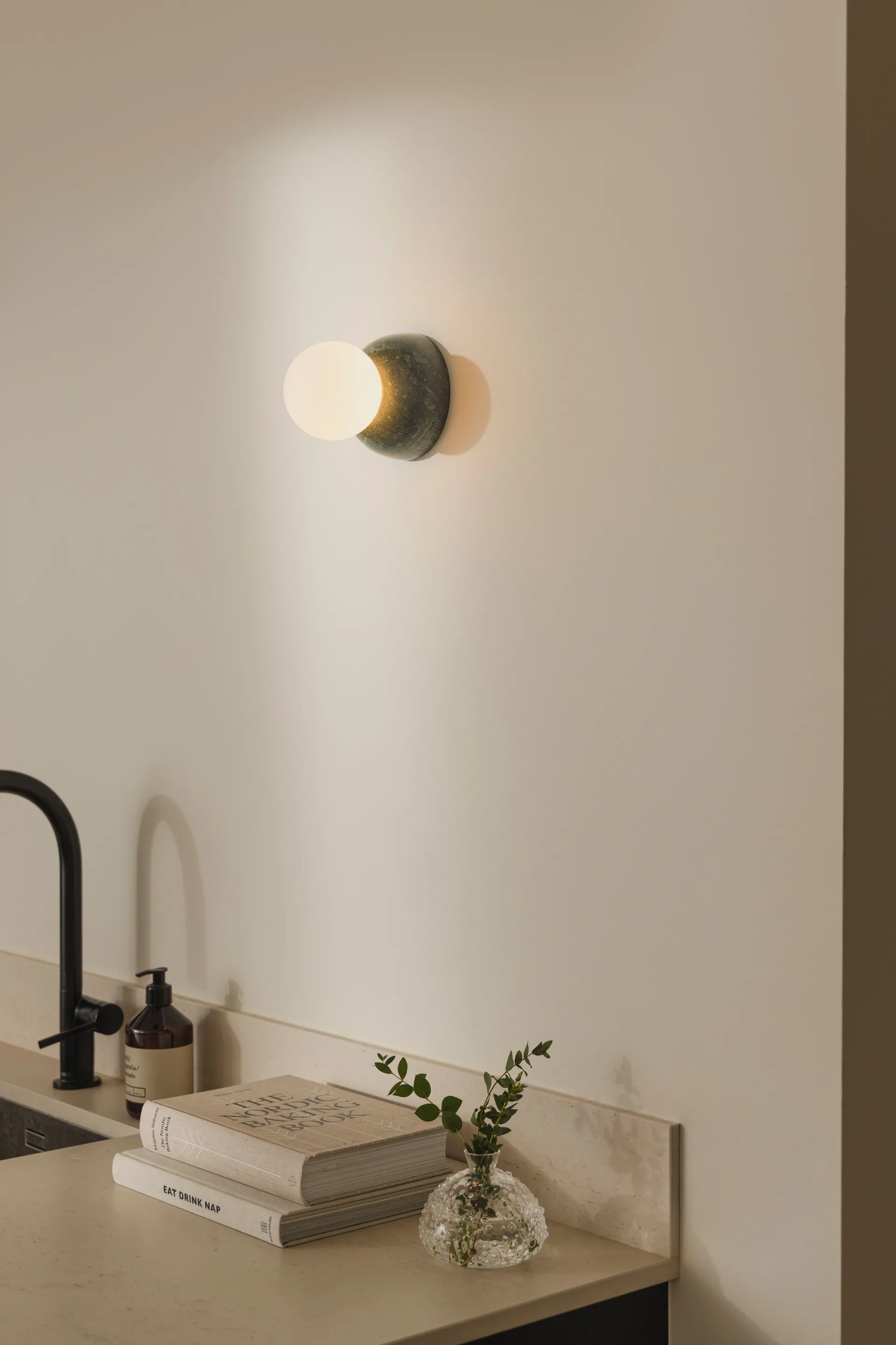 Torrano vegglampe/takplafond 13 cm, Mørkegrønn marmor Globen Lighting