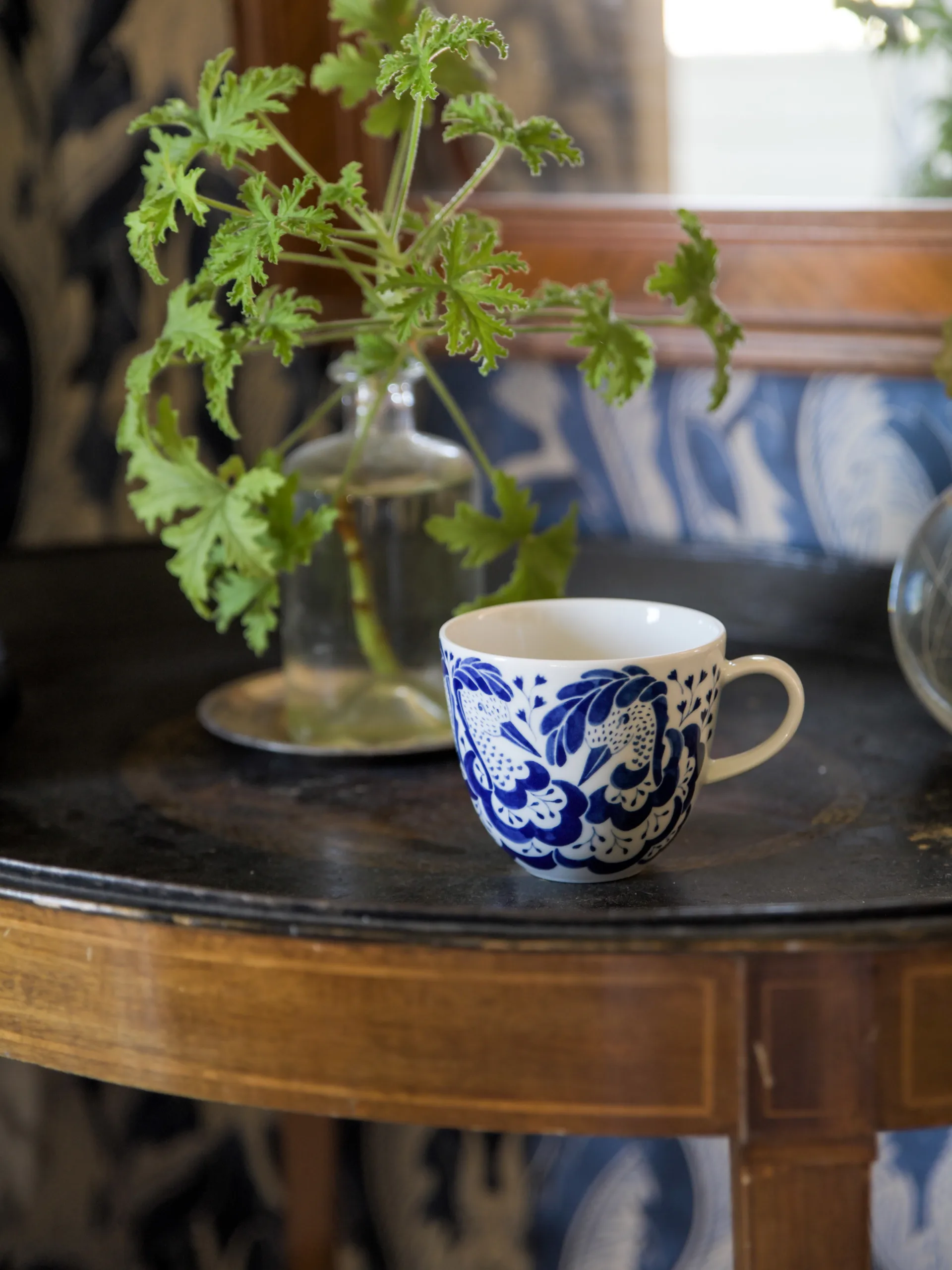 Selma jubileum krus 41 cl, Blå Götefors Porslin