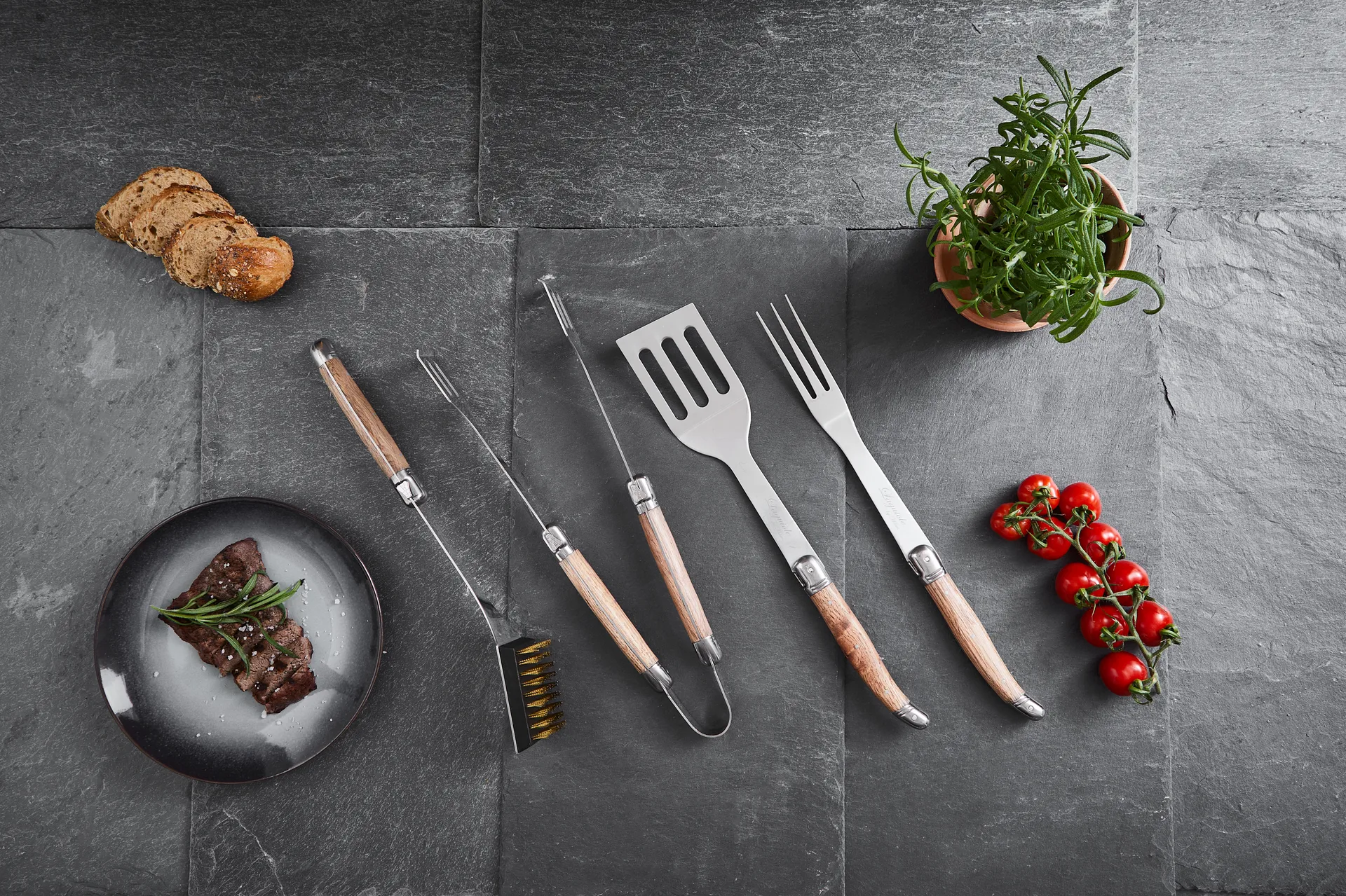 Laguiole By Hâws BBQ grillsett 4-deler, Oak Hâws