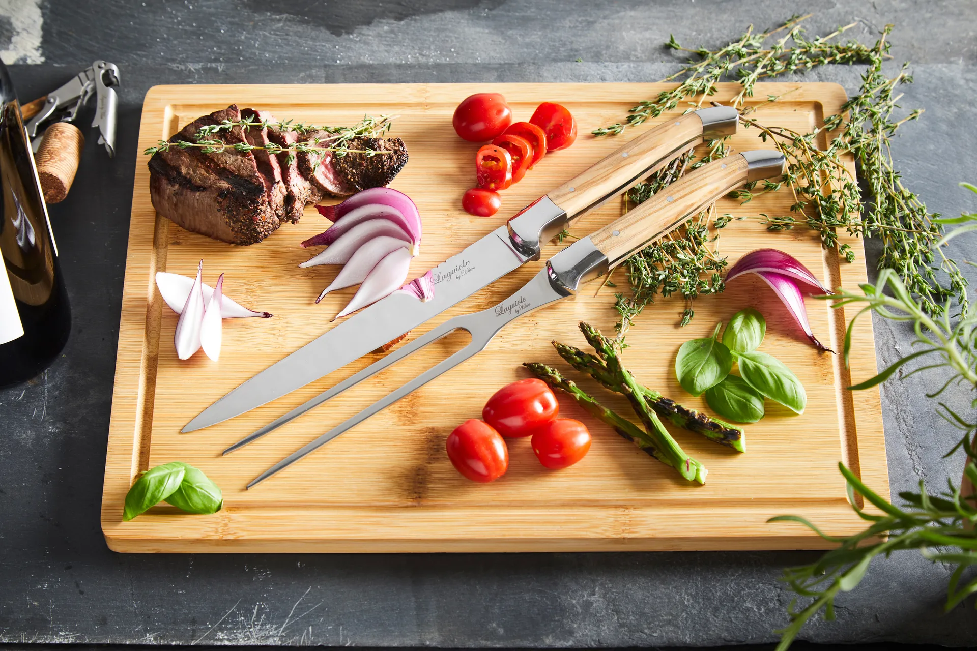 Laguiole By Hâws trancherset med skjærebrett 3-deler, Olive Hâws