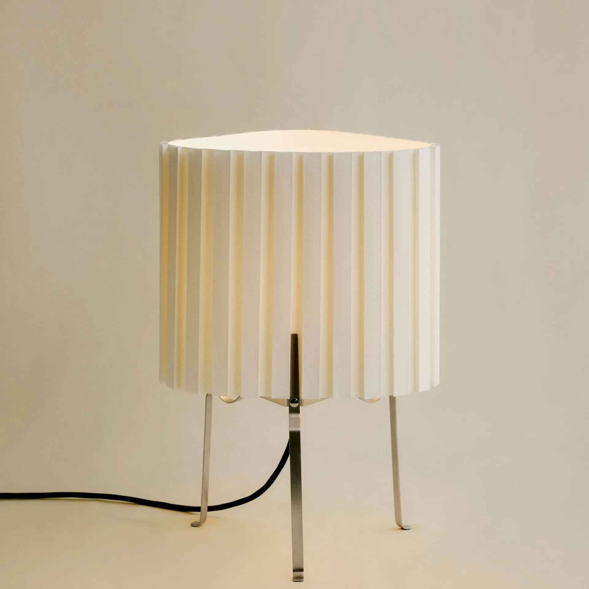 Canelé bordlampe, Warm white HAY