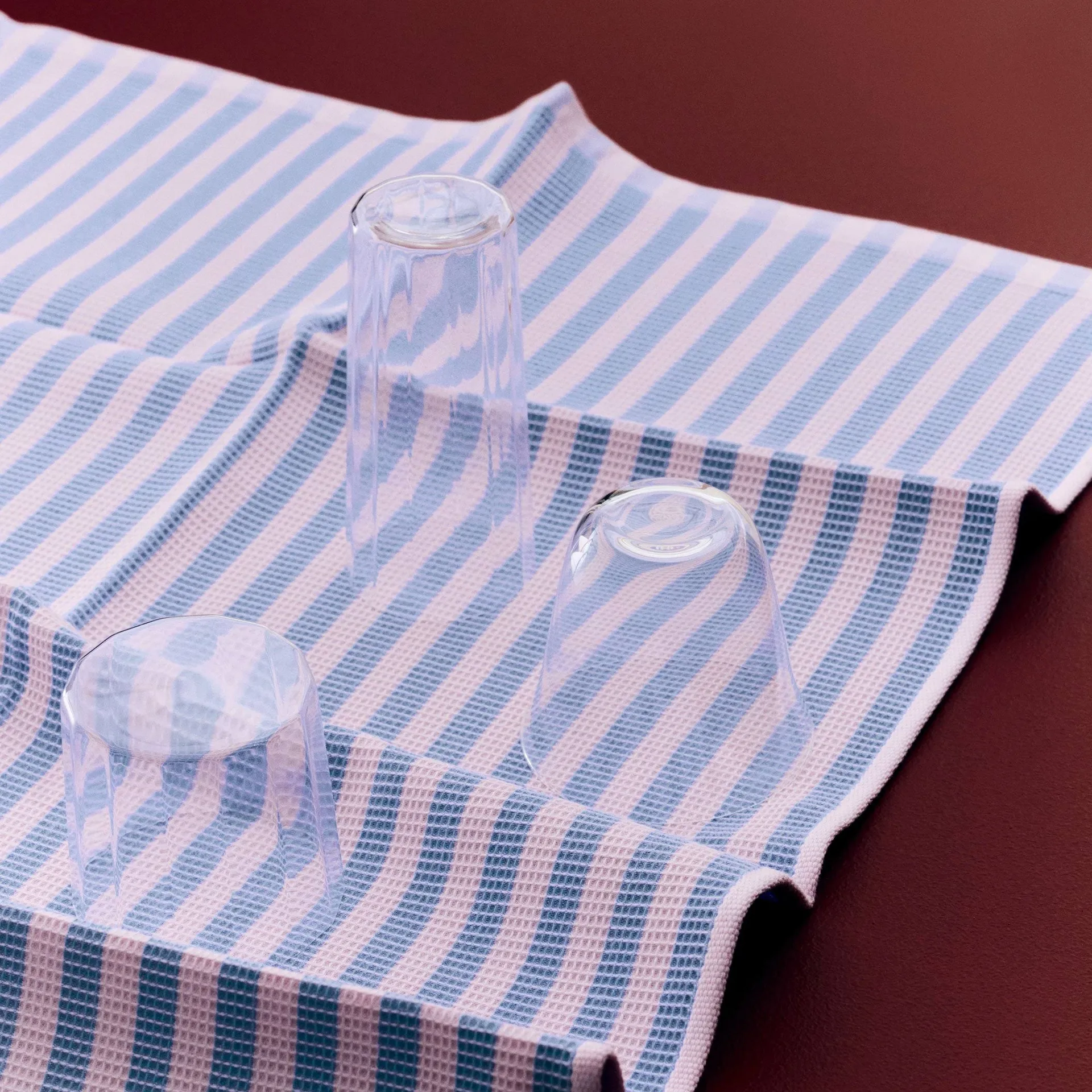 Canteen kjøkkenhåndkle 52×80 cm, Sky blue-light pink block stripe HAY
