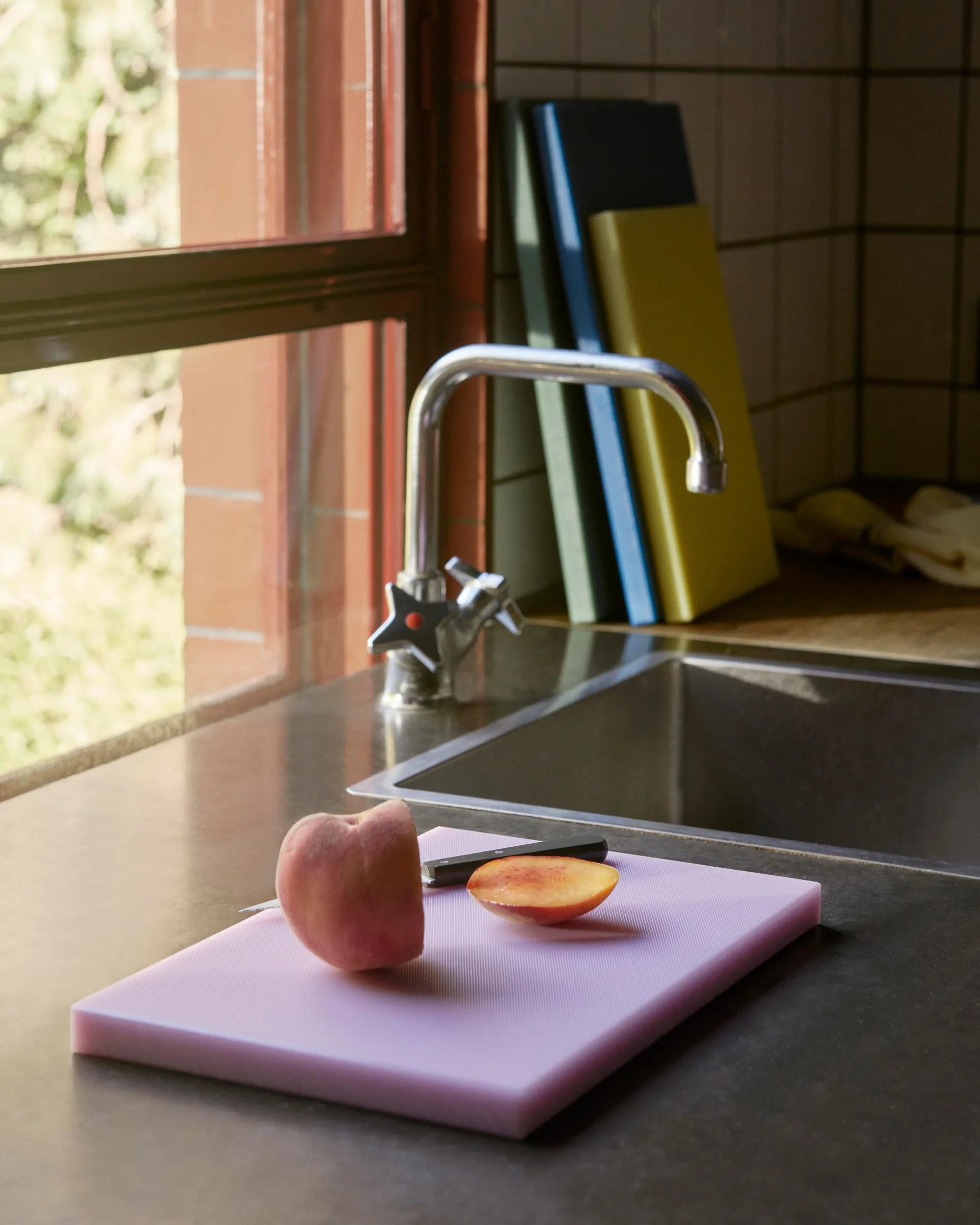 Chopping Board skjærefjøl M 20x30 cm, Lavender HAY