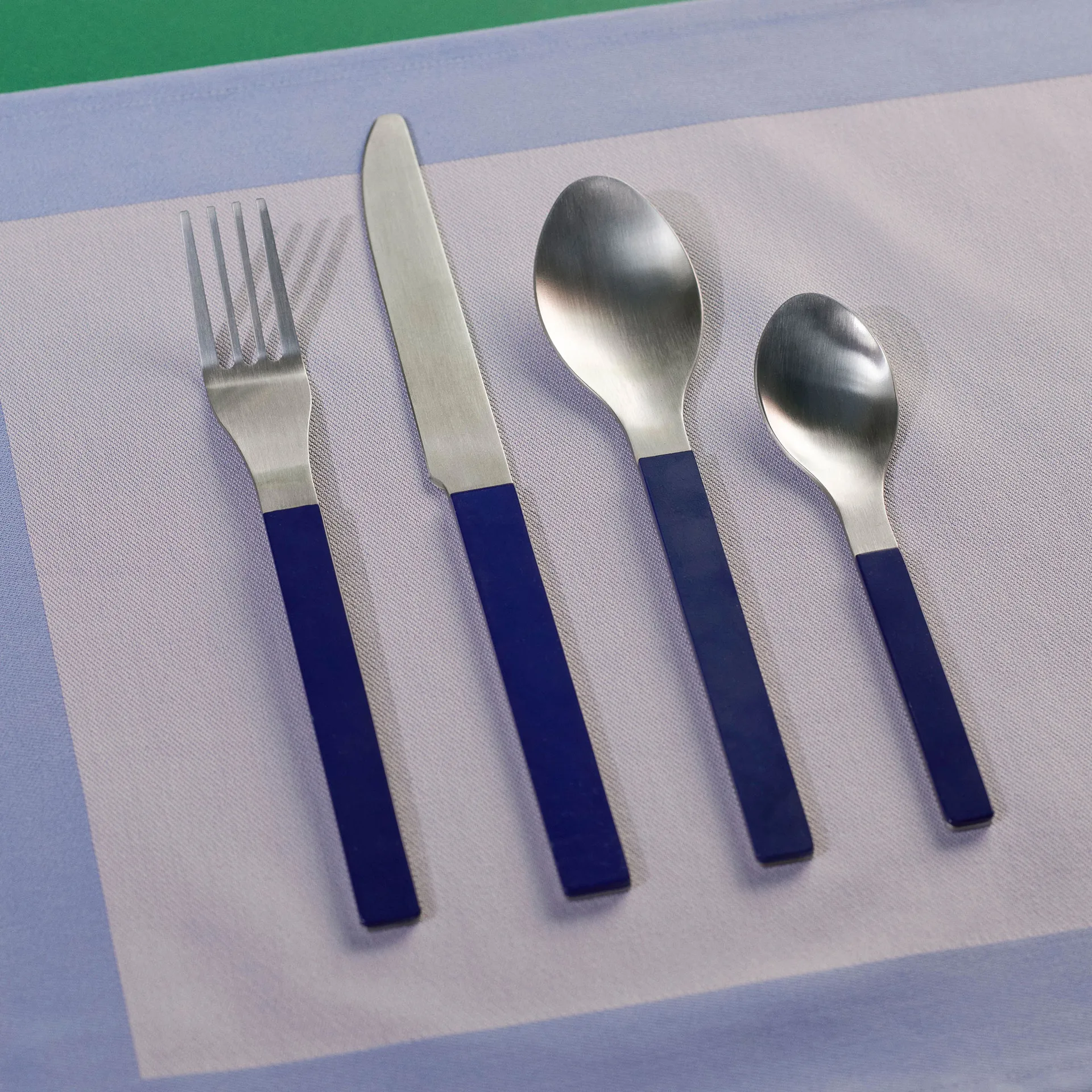 MVS bestikksett 4 deler, Dark blue HAY