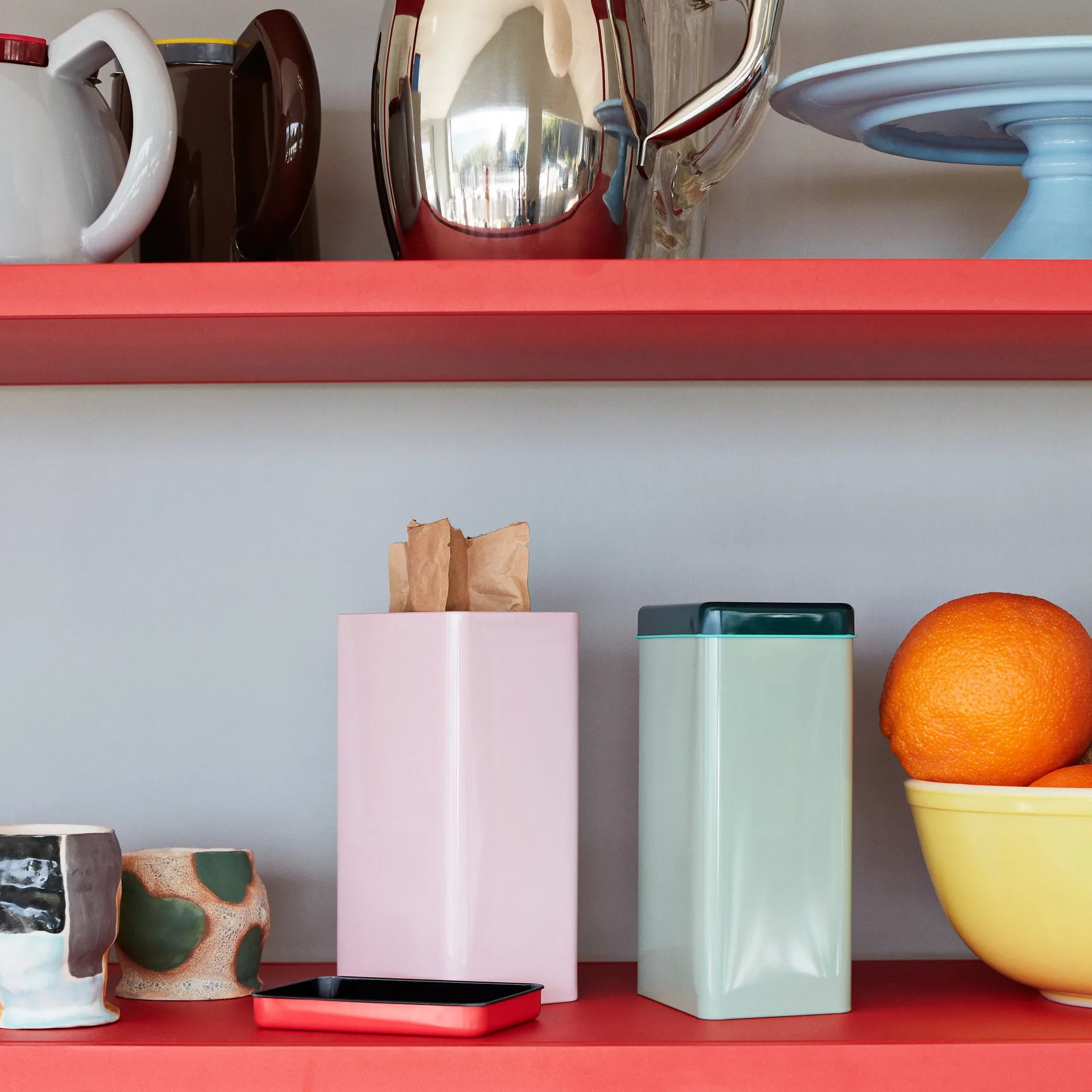 Tin by Sowden tinnboks, Rosa HAY