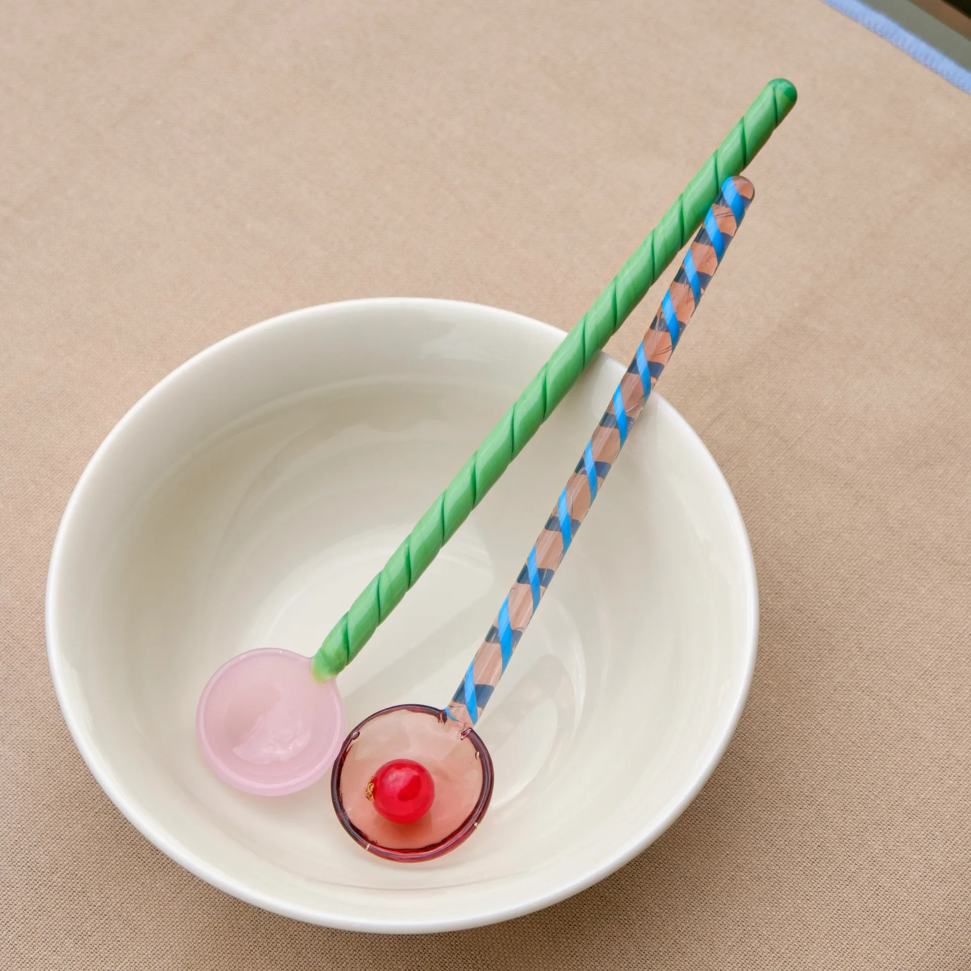 Twist glasskje 2-stk., Turquoise-light pink HAY