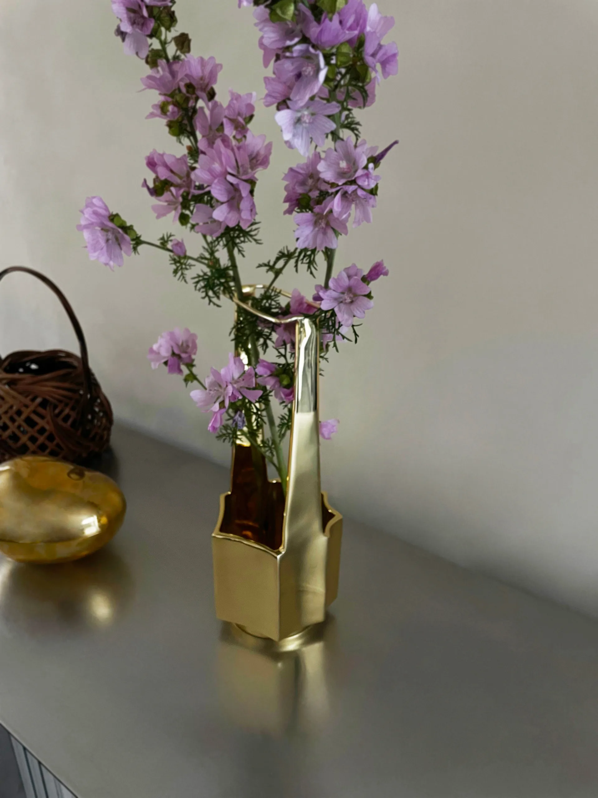 Ikebana vase 30 cm, Messing Hein Studio