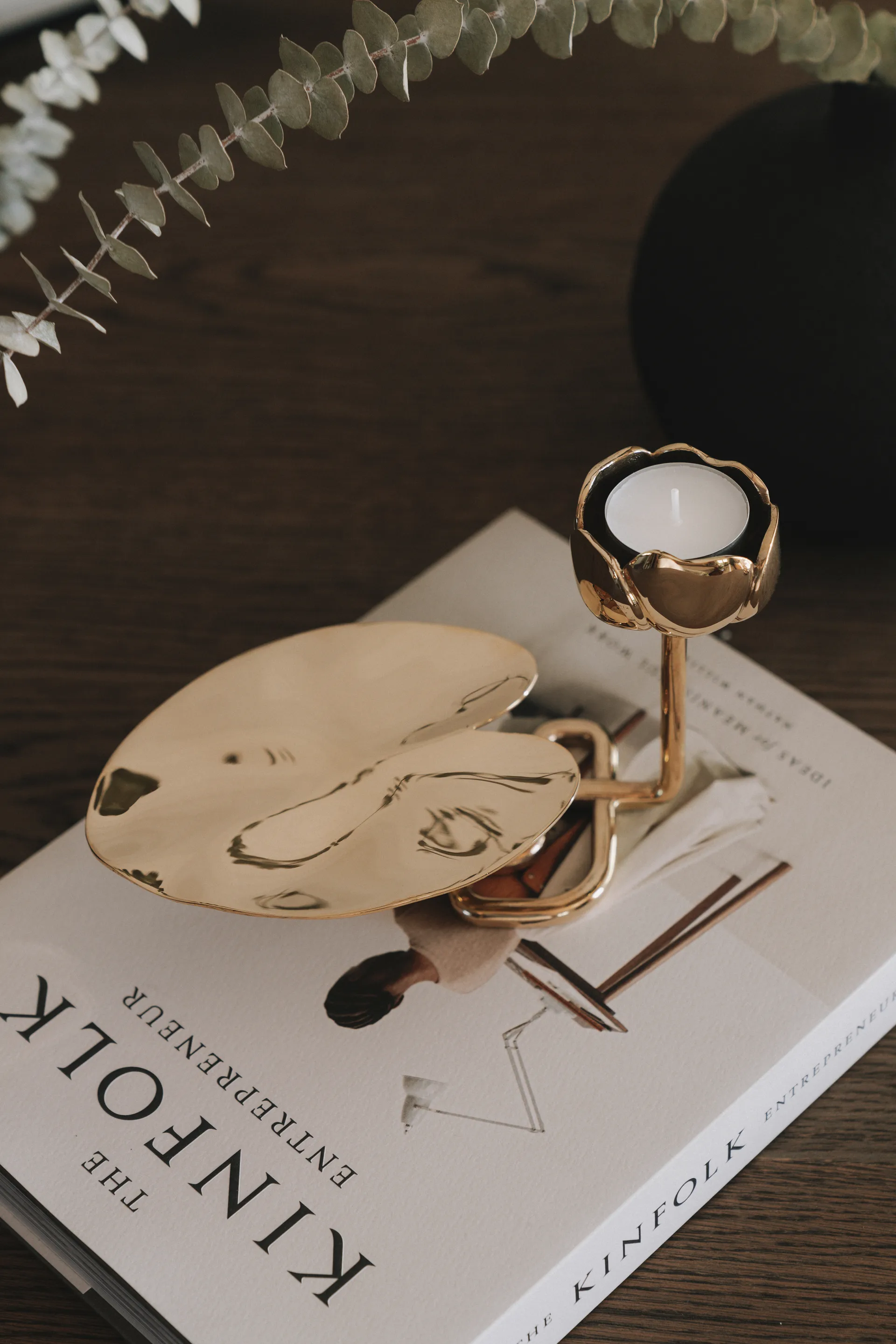 Ninfea No.2 lysestake, Messing Hilke Collection