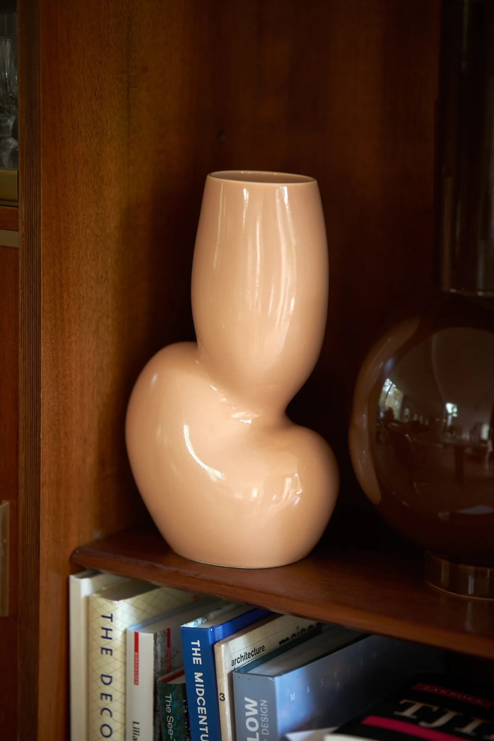 Ceramic organic vase medium 29 cm, Cream HKliving