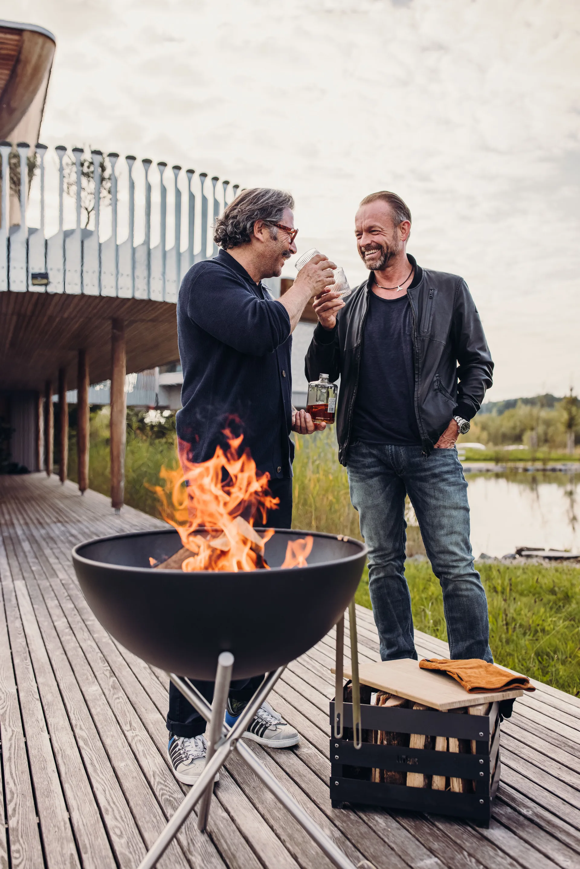 BOWL 57 stativ med tre ben, Sølv Höfats