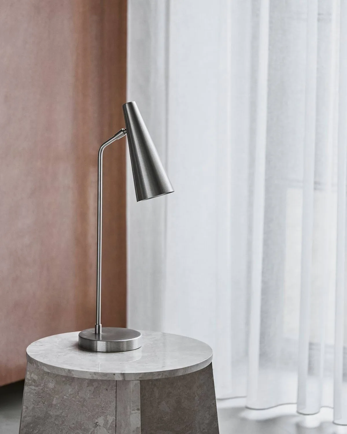Precise bordlampe, Sølv finish House Doctor