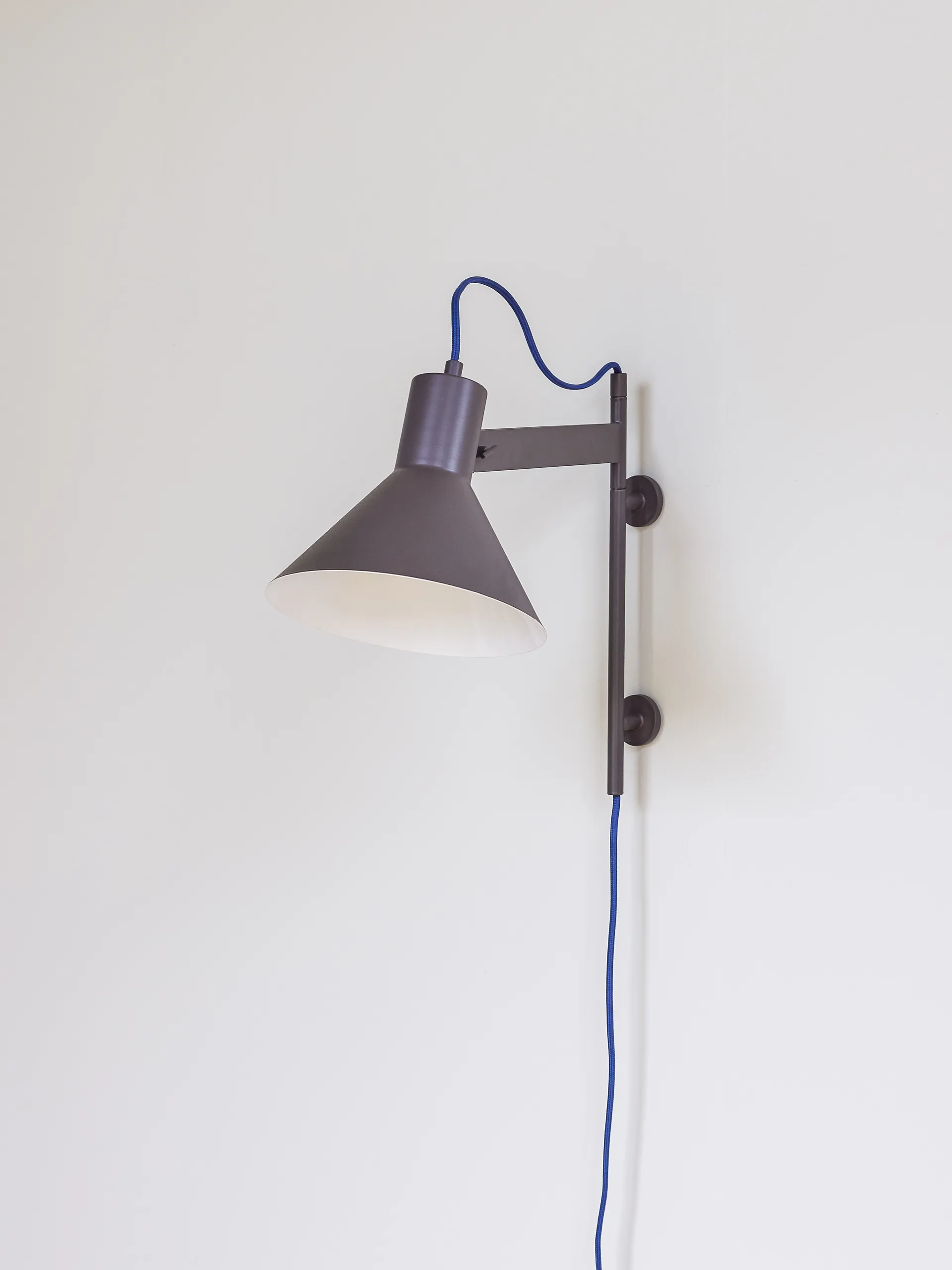 Studio vegglampe, Brown Hübsch Interior