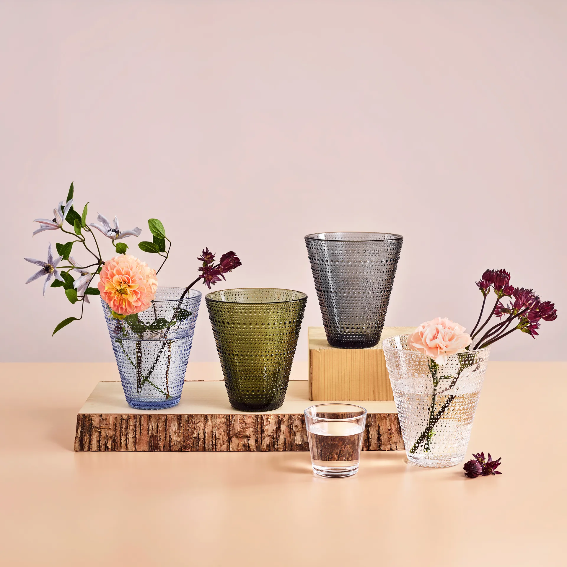 Kastehelmi vase, grå Iittala