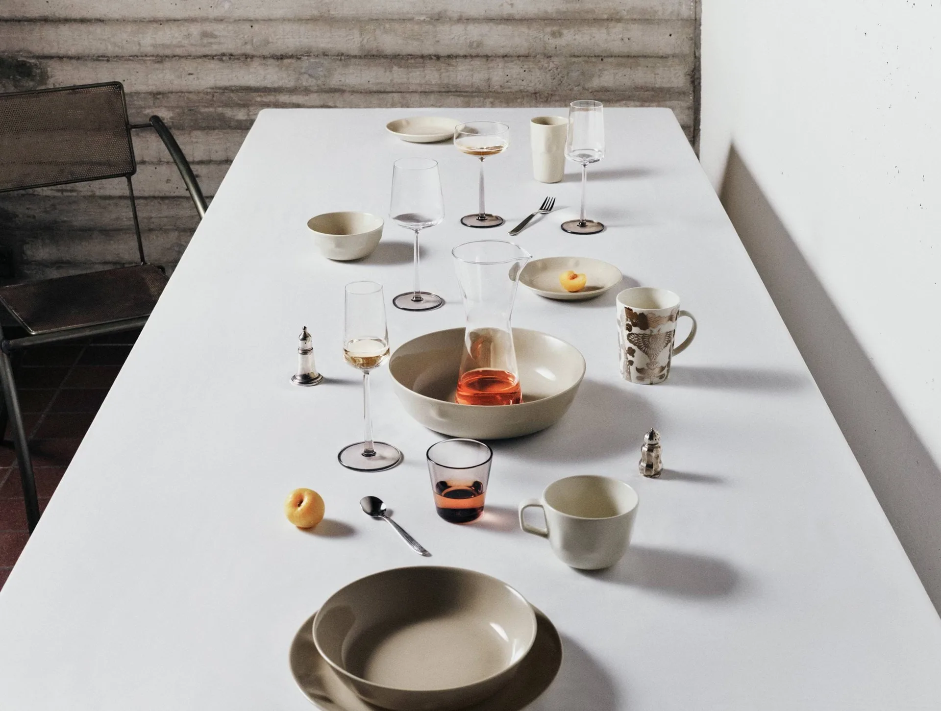 Solare dyp tallerken Ø22 cm, Sand Iittala