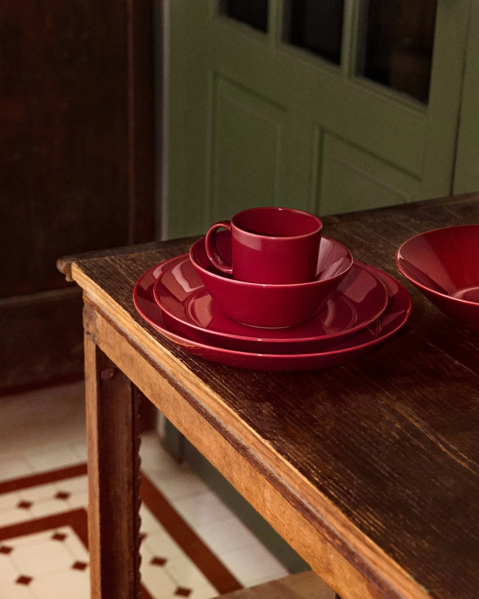 Teema tallerken Ø26 cm, Kirsebær Iittala