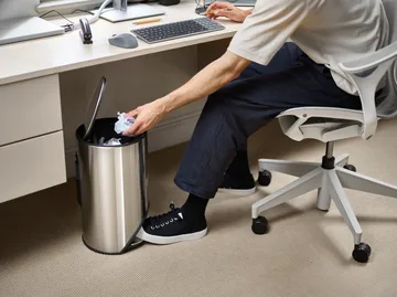 Joseph Joseph Arc pedalbøtte 10 L - Stainless steel - Joseph Joseph