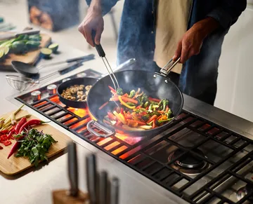 Space non stick wokpanne - Ø32 cm - Joseph Joseph