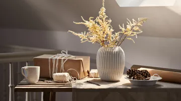 Hammershøi vase medium - hvit - Kähler