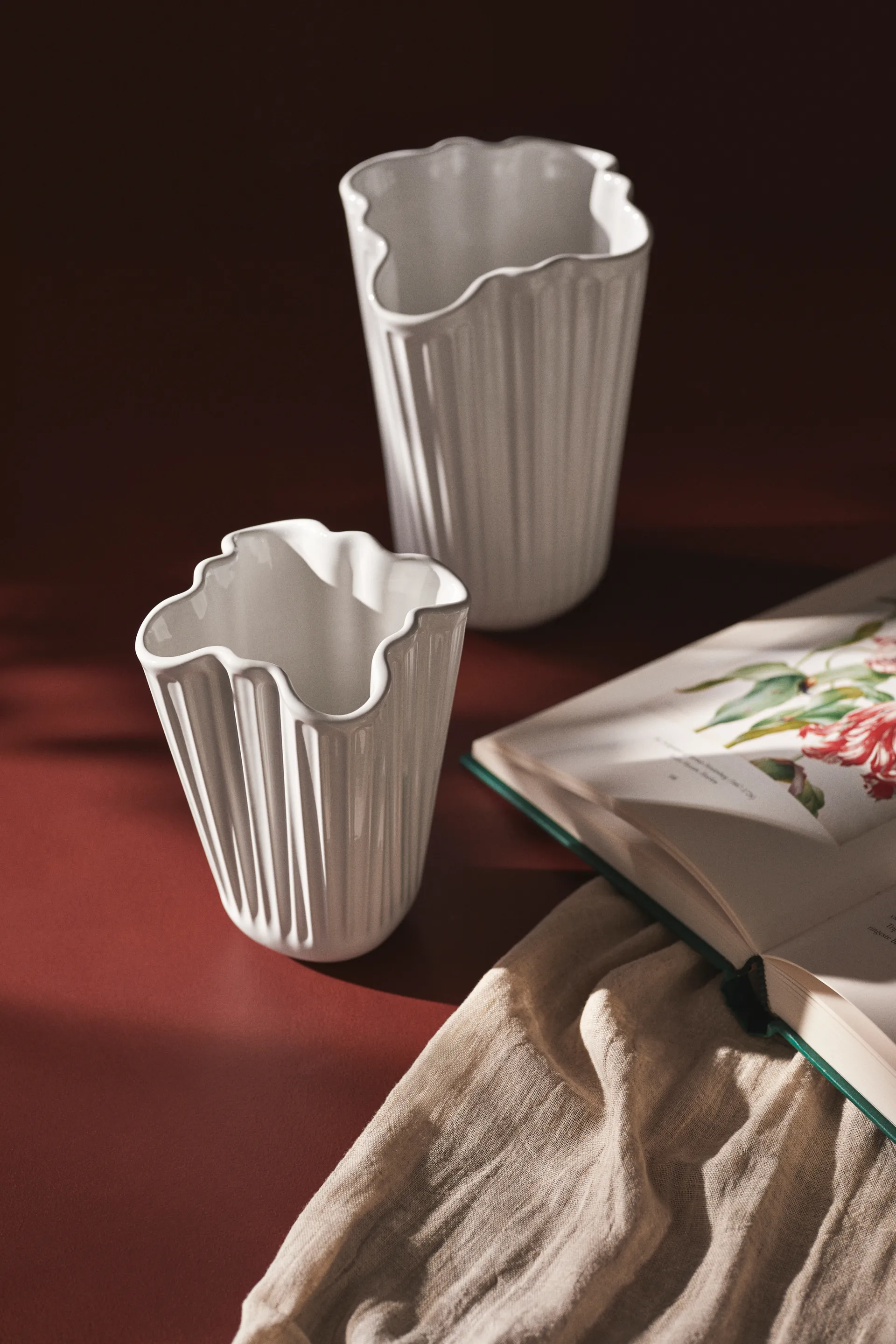 Hammershøi vase Unfold, Hvit, 20,5 cm Kähler