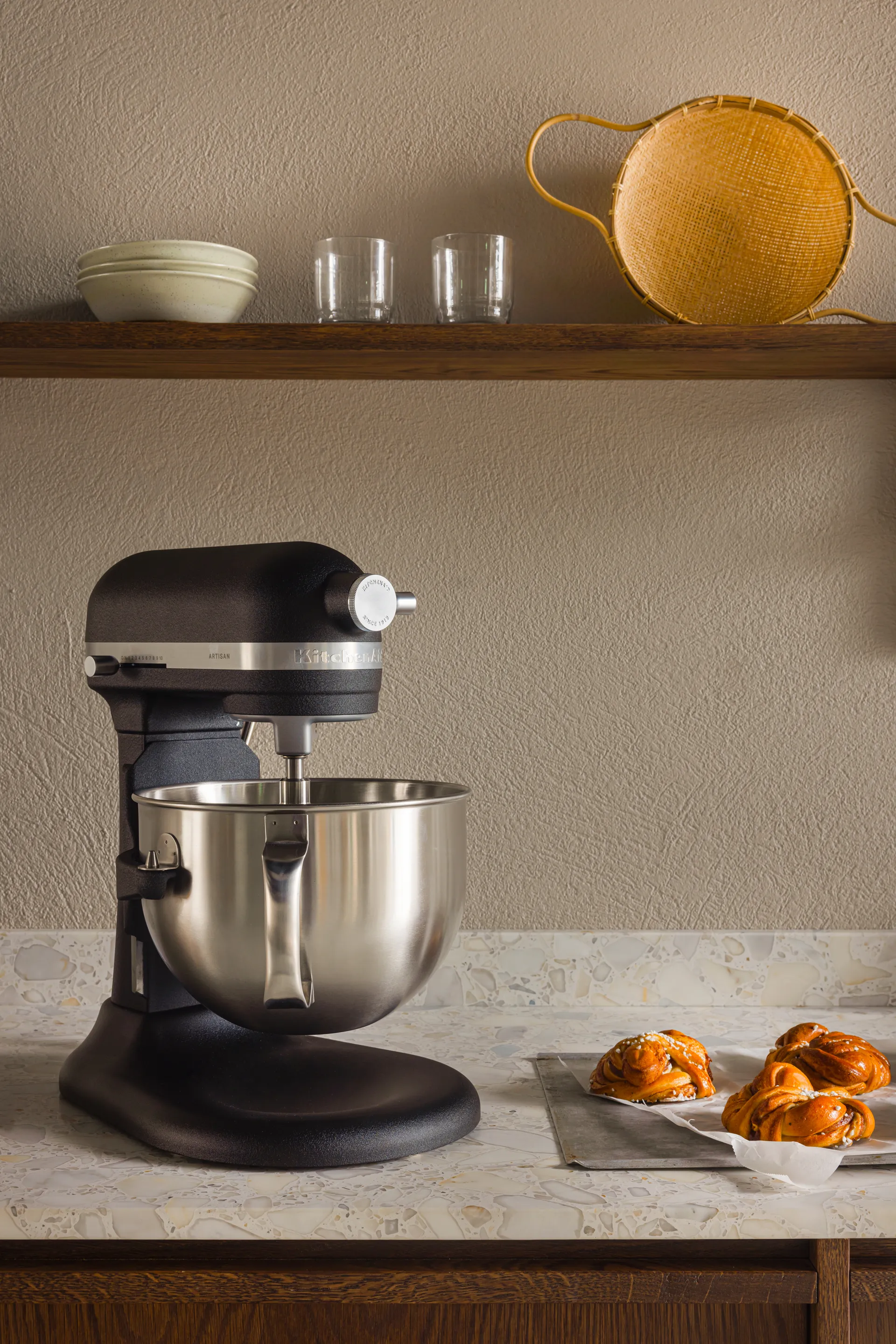 Artisan 5KSM70 kjøkkenmaskin med løftearm 6,6 L, Cast iron black KitchenAid