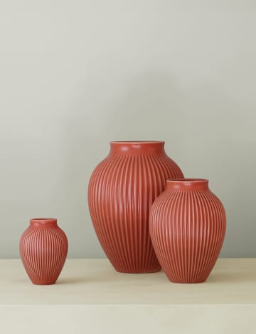 Knabstrup riflet vase 20 cm - Coral - Knabstrup Keramik
