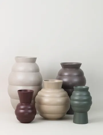 Tortus Archie vase nr. 3 26,5 cm - Dark sand - Knabstrup Keramik
