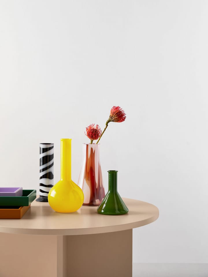 Lab måleglass vase 18,5 cm, Grønn Kosta Boda