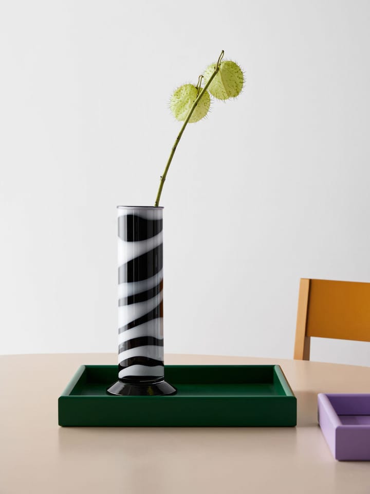 Lab sylinder vase 30 cm, Svart-hvit Kosta Boda